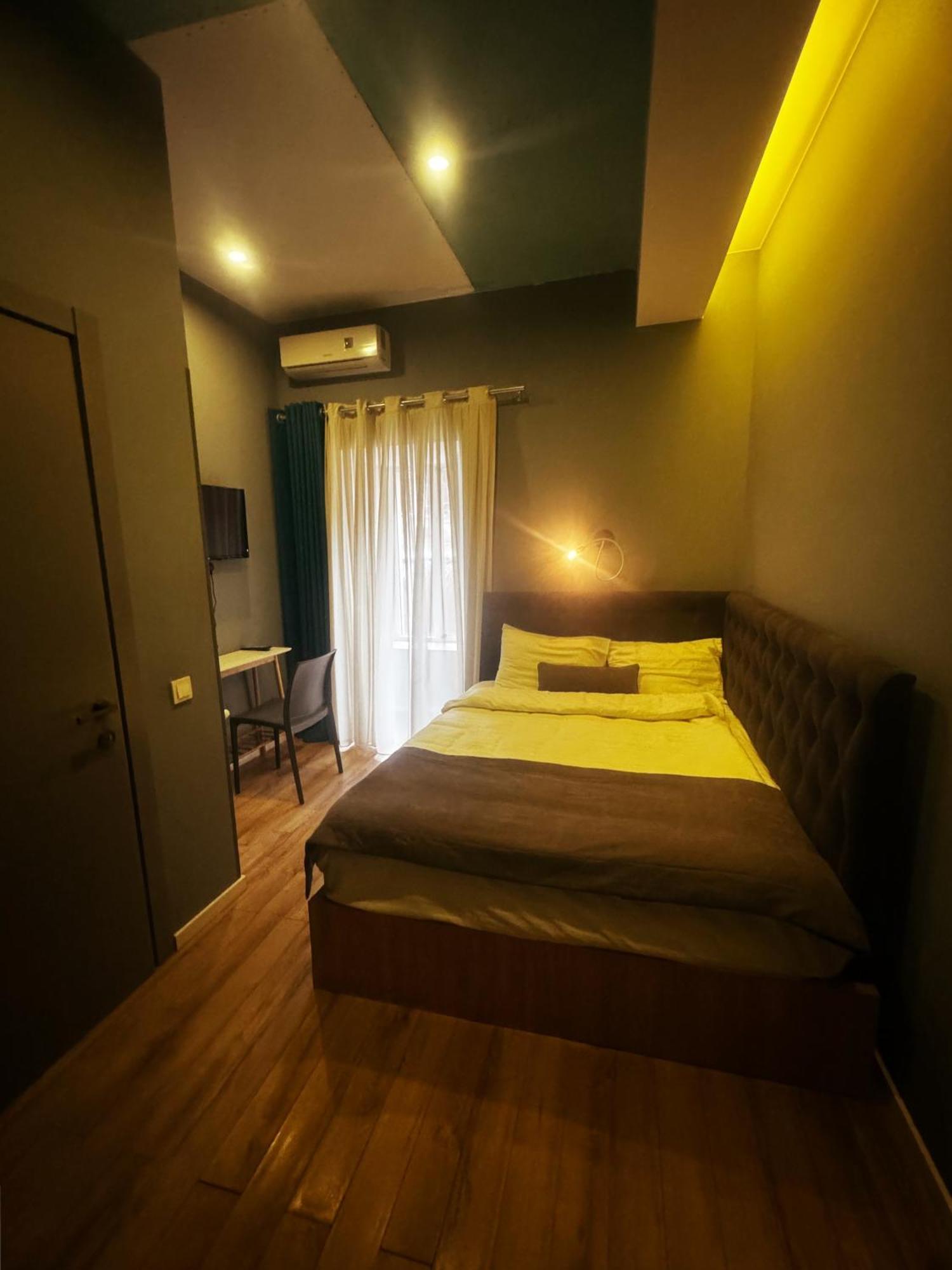 Hotel Classic Corner Tbilisi Exterior photo